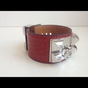 Hermès CDC Alligator bracelet in Rouge H